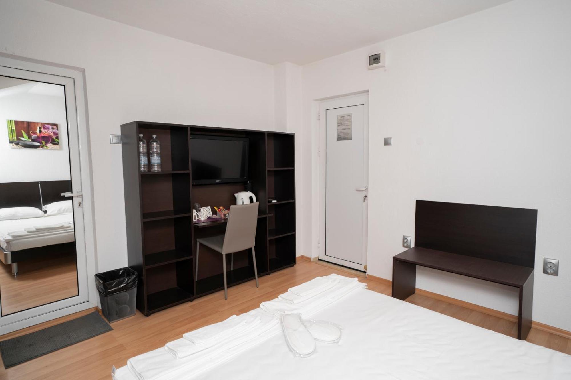Guest House Traikovi Petrich  Buitenkant foto