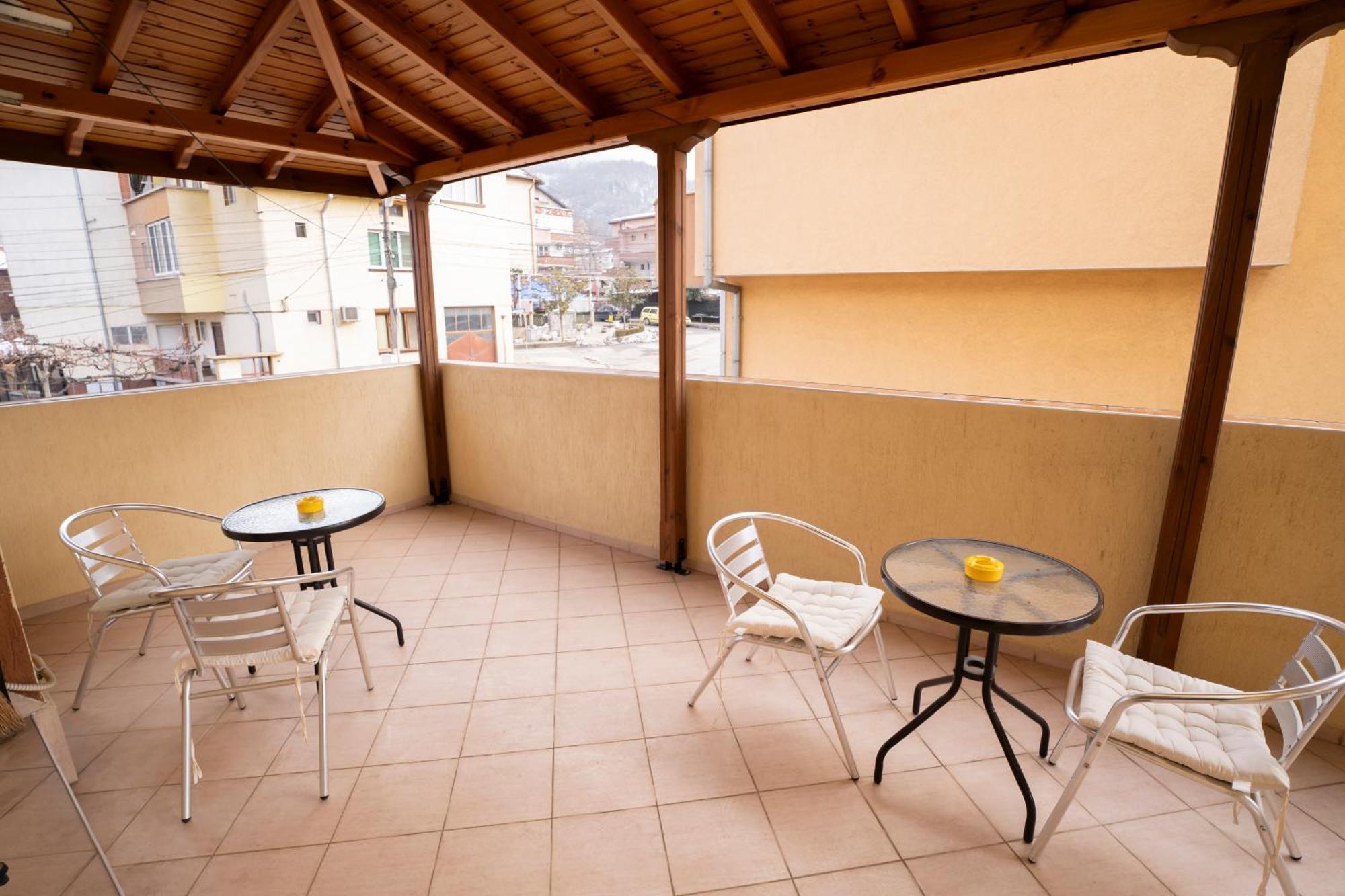 Guest House Traikovi Petrich  Buitenkant foto