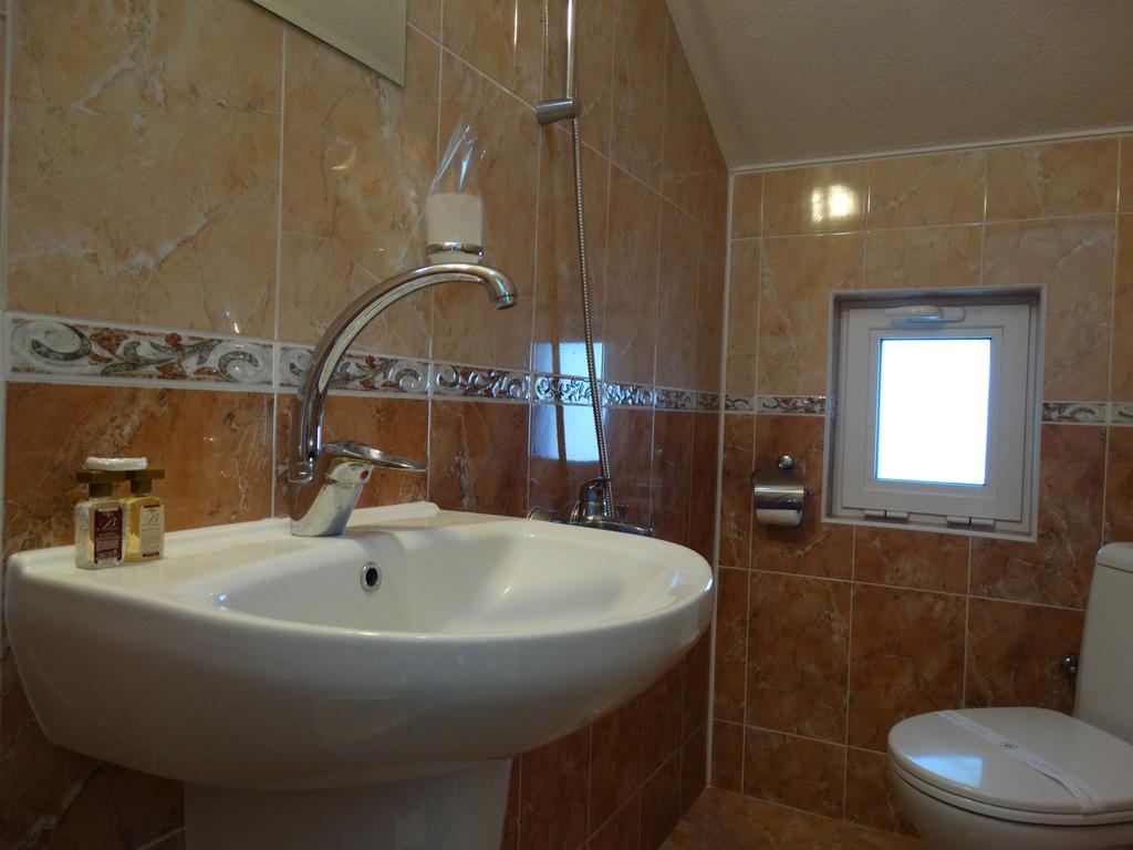 Guest House Traikovi Petrich  Buitenkant foto